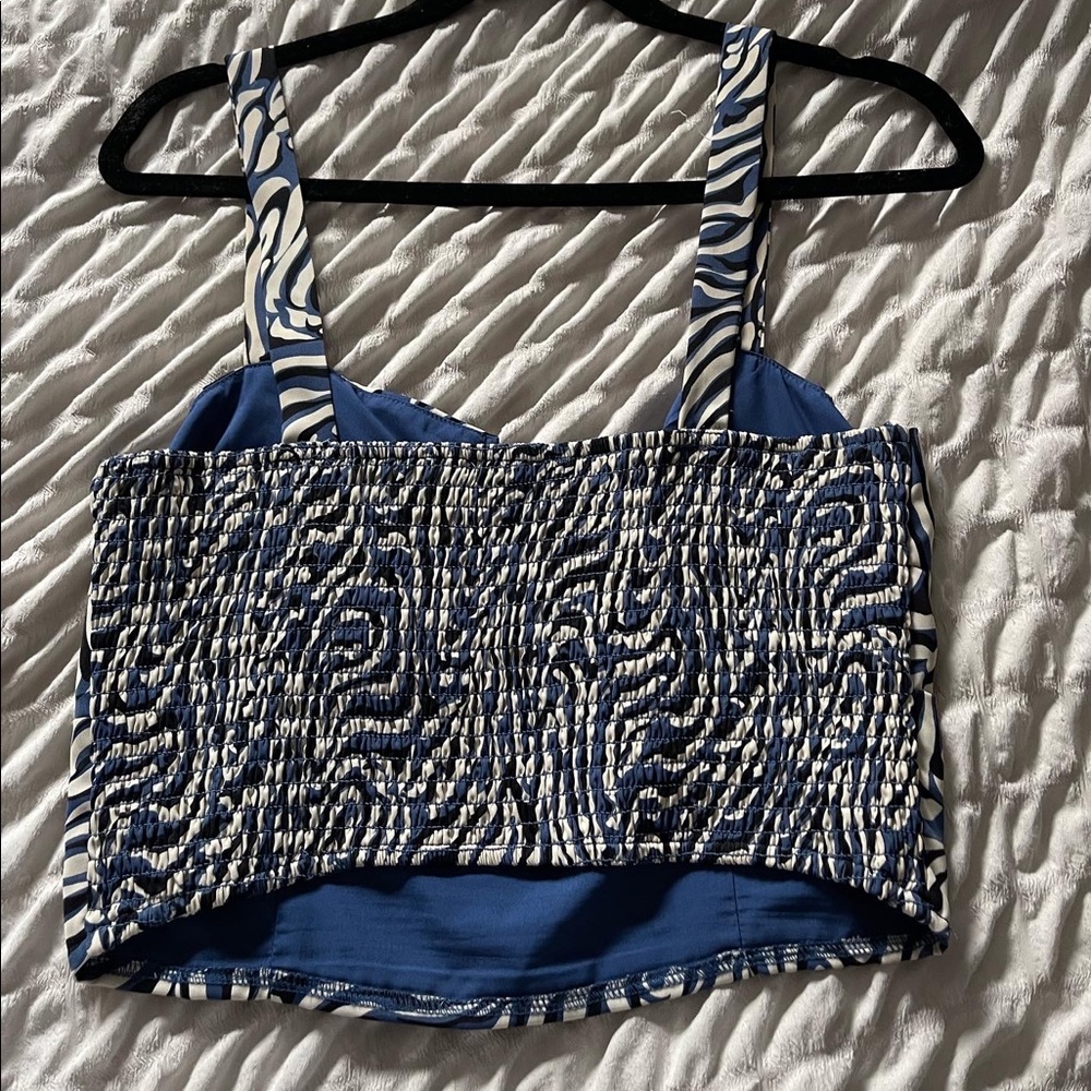Patterned Envy Top - Picture 4 of 5